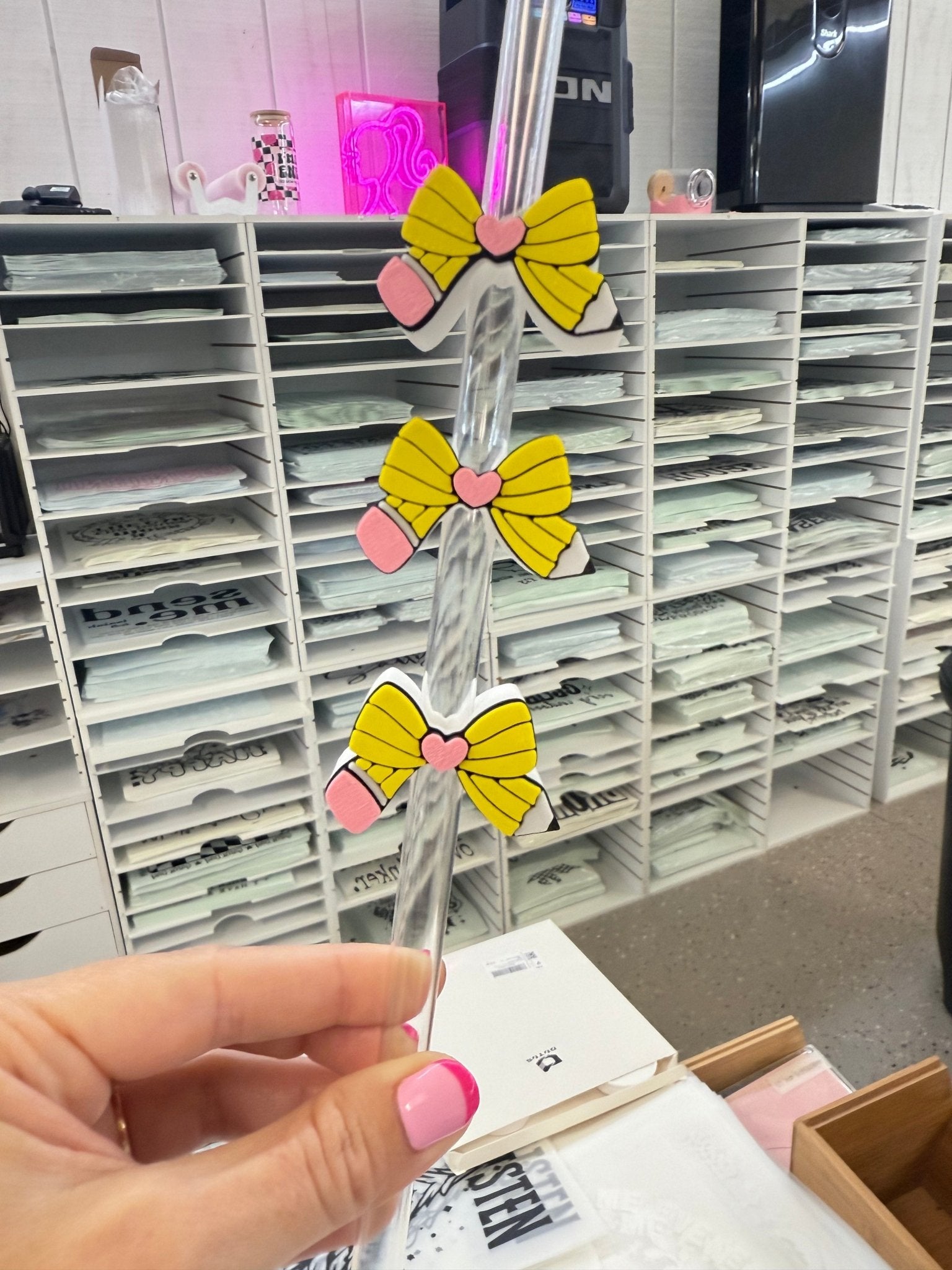 RTS PENCIL SCHOOL HEART TEACHER STRAW TOPPER 10MM - Do it yourself Transfers